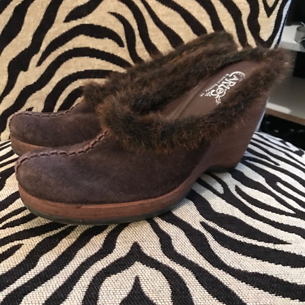 Clogs - Picture 4 of 6